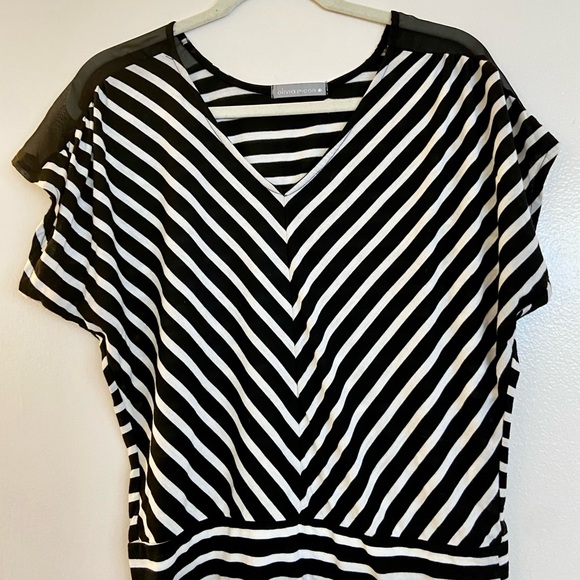 Olivia Moon brand new top without tags - Picture 4 of 4